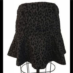 Forever 21 Velvet leopard skirt